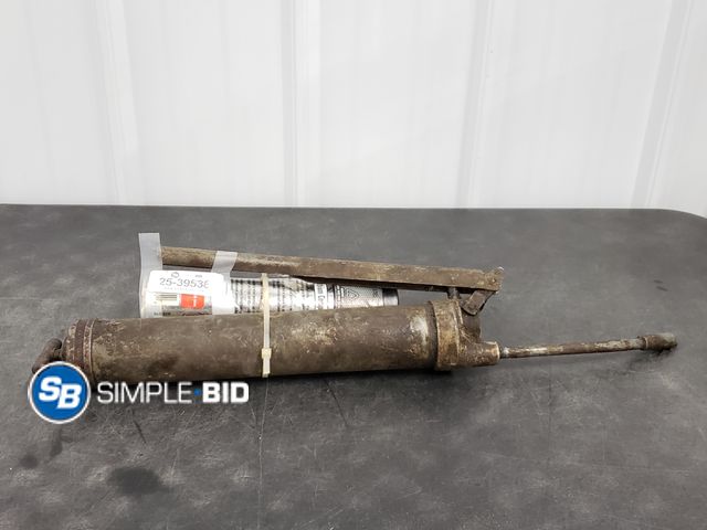 Lot 58-39536 - Grease Gun