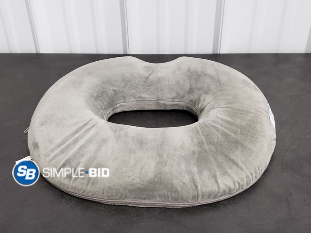Lot 58-74541 - Donut Seat Cushion
