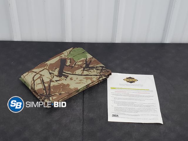 Lot 58-74378 - Universal Treestand Blind - appears unused