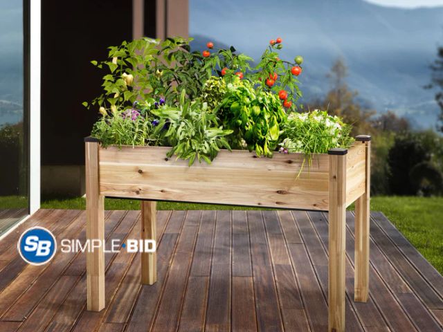 Lot 58-31866 - CedarCraft Self Watering Cedar Planter