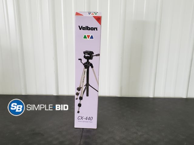 Lot 58-66356 - Velbon CX-440 Deluxe Lightweight Tripod - Used But in Good Condition