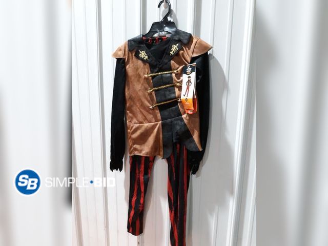 Lot 58-32722 - New Hyde and EEK Kids Pirate costume - SIZE L