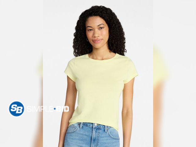 Lot 58-67939 - No Boundaries Crew Neck Tee with Short Sleevs - Size Small 4-6 - NWT