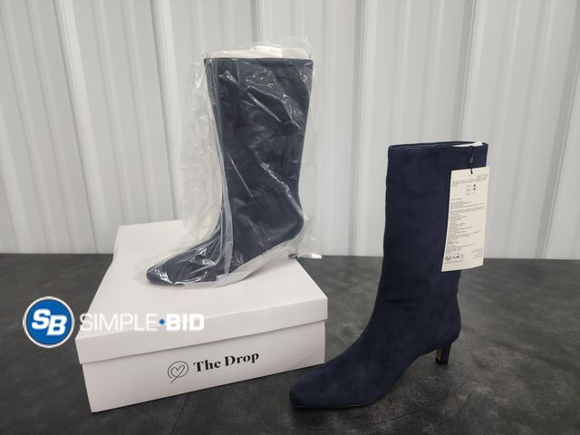 Lot 58-41187 - New The Drop Serena Dark Blue Microsuede Boot Size 9