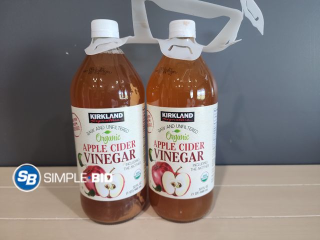 Lot 58-35901 - Lot of (2) Kirkland Organic Apple cider Vinegar 32 fl oz each - glass bottles - unopened