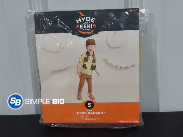 Lot 58-32486 - New Hyde and EEK Kids Park ranger costume SIZE S