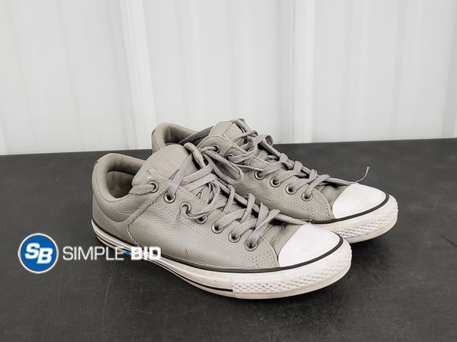 Lot 58-41115 - Grey Converse Shoes - Mens Size 9 Women's Size 11