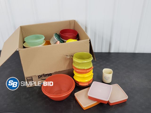 Lot 58-84050 - Large Box of Vintage Tupperware