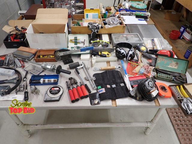 Shoreline Top Bid - Lot 59-18360 - Assorted Tools