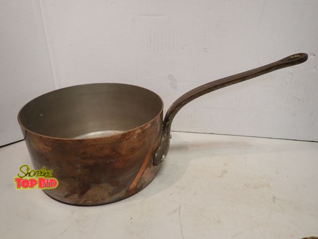 Lot 59-14574 - Heavy Clad Copper Pan, Cast Iron Handle, Very Heavy 5 1/4" depth x 9 3/4" diameter. Made in France b...
