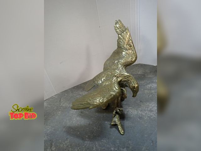 Lot 59-10197 - Medium Size Yellow Brass Eagle 15" x 15" Vintage Sculpture