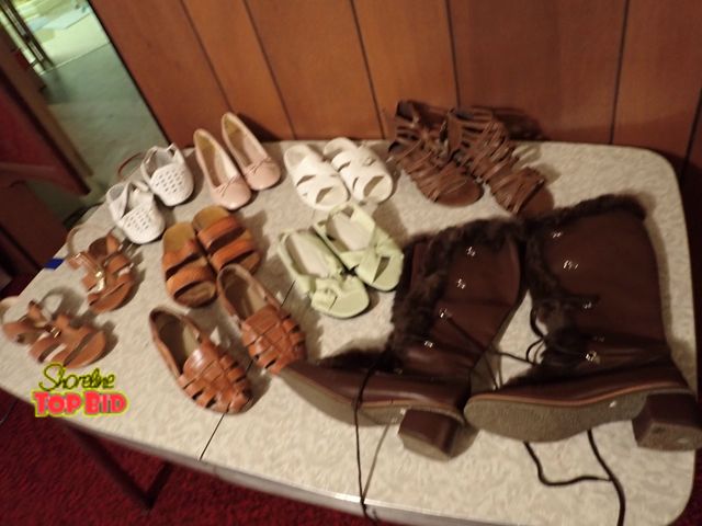Lot 59-43343 - Vintage Shoes sizes Range 6 1/2 to 7 Women's