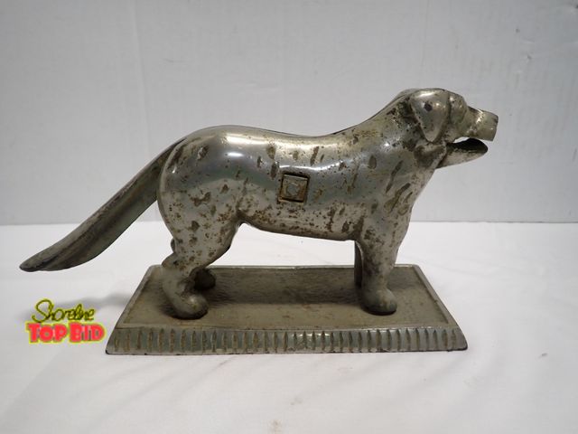 Lot 59-10229 - Antique Cast Iron Dog Nutcracker 11" long