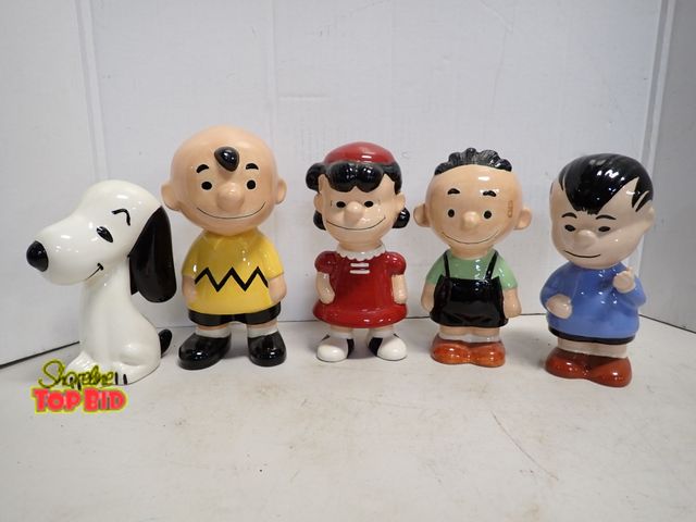 Lot 59-14281 - Collection of Vintage Ceramic Peanuts Figurines, Characters from the Charles M. Schulz Comic Strip, ...