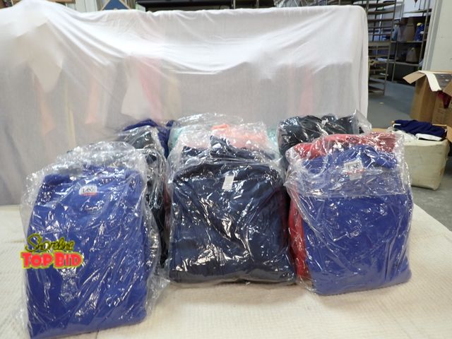 Lot 59-45075 - New Old Stock Sweatshirts Variety of Colors Sizes - 8 XLarge, 1 2XLarge, 3 Large, 9 Medium. 8 Packag...