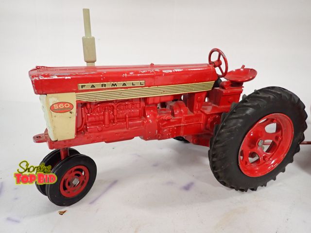 Lot 59-14156 - 1950s - 1960s Metal 1/16 Scale International Harvester Farmall 560 Tractor &amp; Trailer &amp; Tille...
