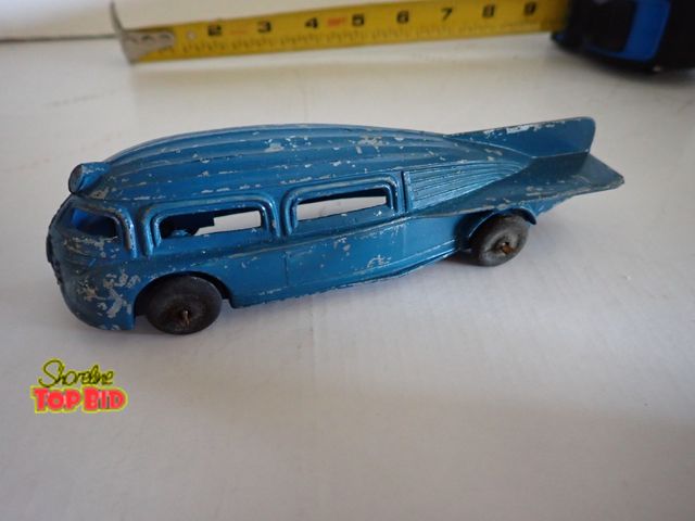 Lot 59-43136 - Antique 1930s Manual No 706 Blue Futuristic Zeppelin Die-Cast Car 6" long, Made in USA