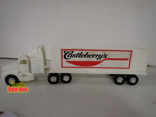 Lot 59-50036 - Castleberry's Plastic Semi Truck &amp; Trailer