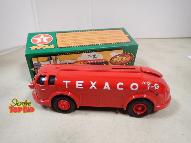 Lot 59-41821 - ERTL die cast Texaco 1934 diamond tanker bank original box