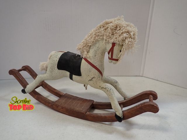 Lot 59-43605 - Rocking Horse Decor