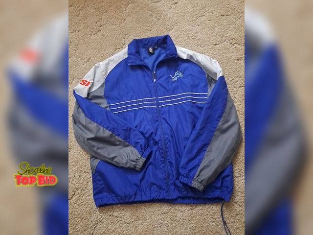 Lot 59-76003 - Detroit Lions spring jacket size XL