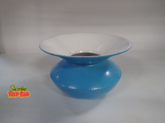 Lot 59-14199 - 1969 Cast Iron Blue &amp; White Spittoon 5 1/2" x 8 3/4" dia. Estimated value $40.00 to $100.00