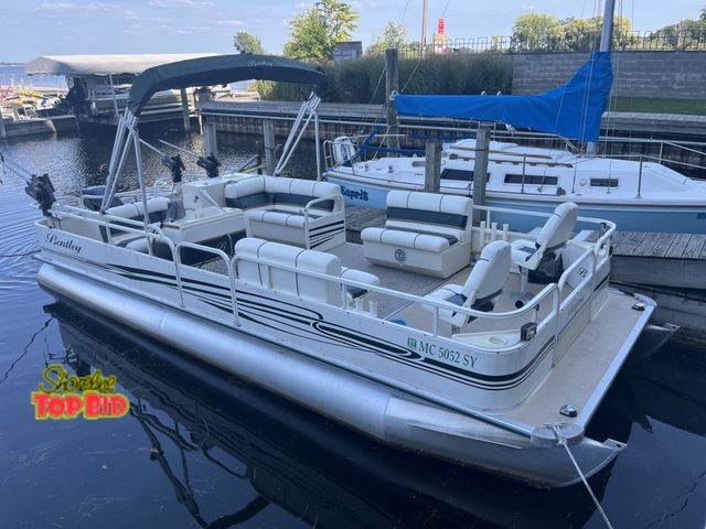 Online Auction for 2005 24 Ft. Pontoon Boat - Offsite at local Marina