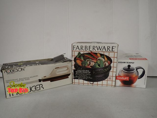 Lot 59-50053 - Robeson Slicer Farberware, Stackable Steamer Set, Bodum Assam Teapot