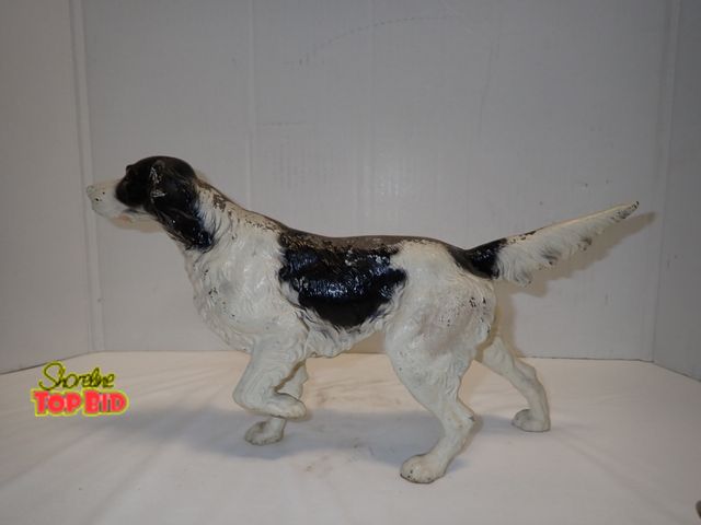 Lot 59-10206 - Antique Cast Iron Doorstop, Hunting Pointer Dog, 9" tall x 16" long