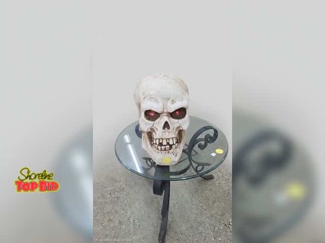 Lot 59-95001 - OFFSITE Large Halloween skull  Batteries included and works  13 in wide  21 in tall