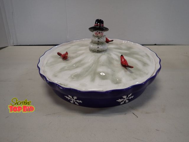 Lot 59-41604 - Vintage Baum Bros Style Eyes 3D Snowman Covered Pie Plate/Casserole Dish