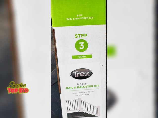 Lot 59-43621 - Trex Rail and Baluster Kit. 6 ft. Note contents.