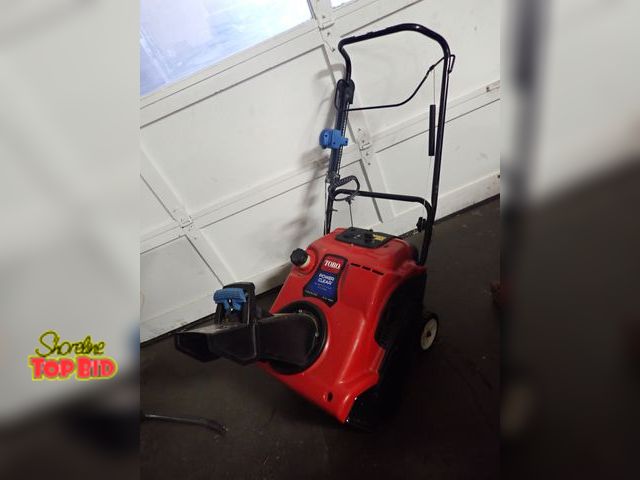 Lot 59-96069 - Toro 2-Cycle Walk-Behind Snow Blower Toro Power Clear 21" width Electric Start 2-Cycle Snow Thrower,...