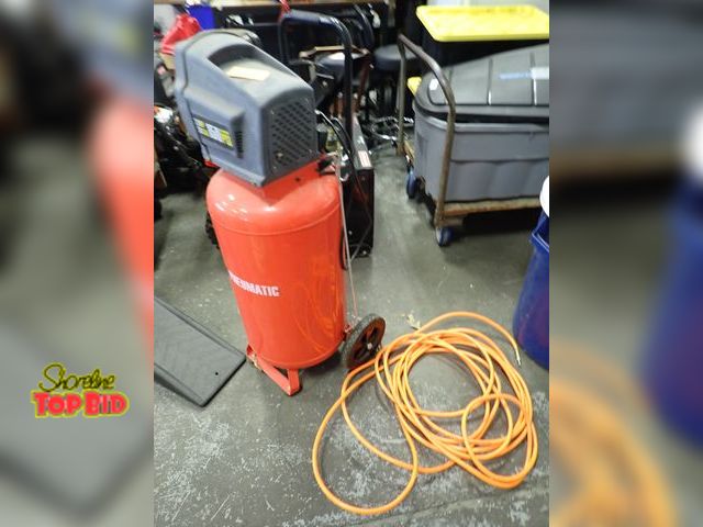Lot 59-41213 - Central Pneumatic 2.0Hp 26 gal, 150 psi Air Compressor with Hose