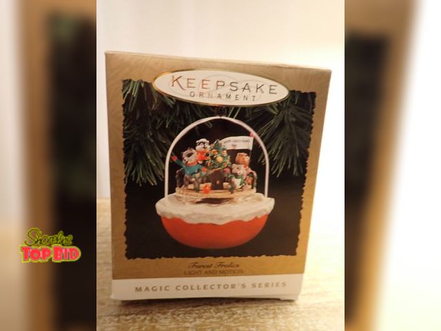 Lot 59-41726 - Hallmark keepsake Forest Frolics ornament
