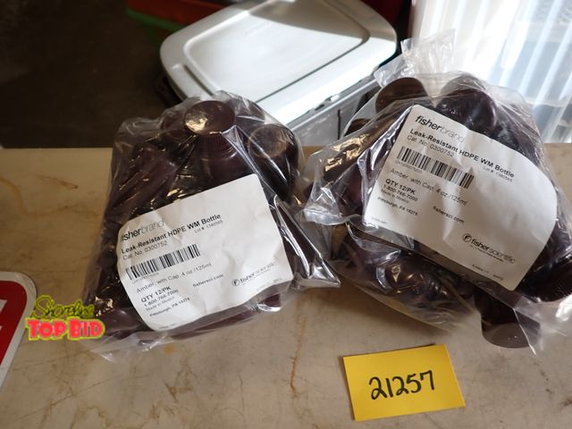 Lot 59-21257 - 2 New Bags of Water Resistance Brown 4 oz. HDPE WM Bottles, 24 Total