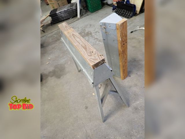 Lot 59-41066 - Aluminum Sawhorses