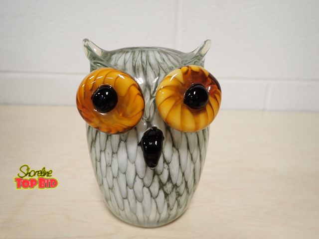 Lot 59-10969 - Art Glass Owl Figurine Hand Blown, Excellent Condition