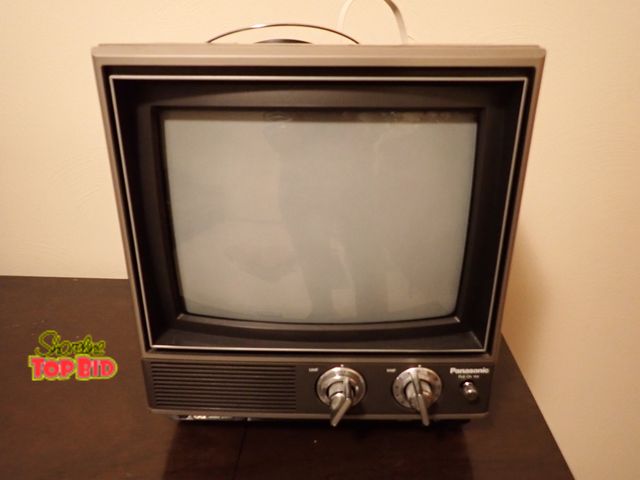 Lot 59-43226 - Vintage Panasonic ColorPilot TV CT-1110D 1984 Retro Gaming Television - Tested