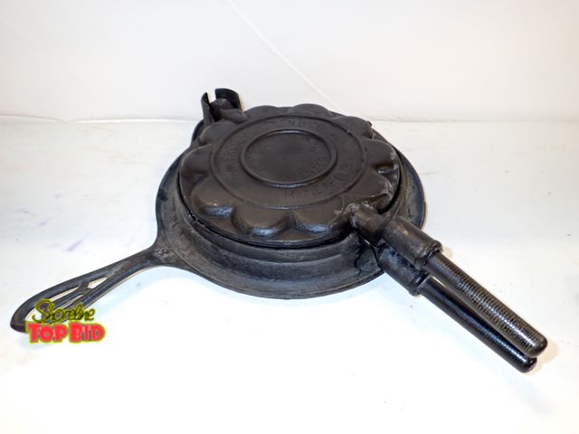 Lot 59-14469 - Ca. 1890 Cast Iron Alfred Anderson &amp; Co. Heart Shaped Waffle Iron, This Iron Actually Manufactur...