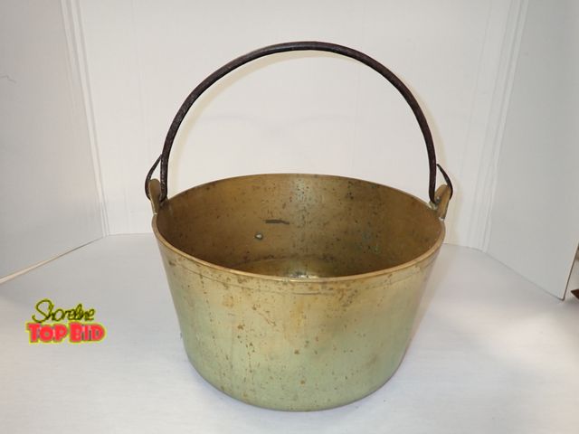 Lot 59-24249 - Antique 19th Century Solid Brass Casted Jam Pot with Iron Handle. Heavy Gauge 1/4" Thick x  Depth 7 ...