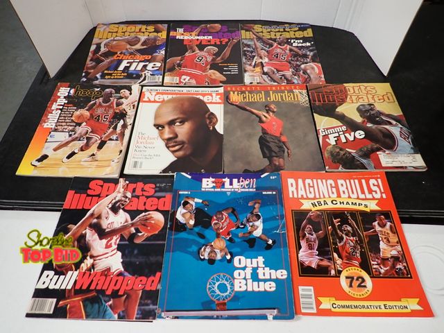 Lot 59-44173 - Vintage Michael Jordan (Chicago Bulls) Sports Illustrated Magazines, Beckett Tribute to Michael Jord...