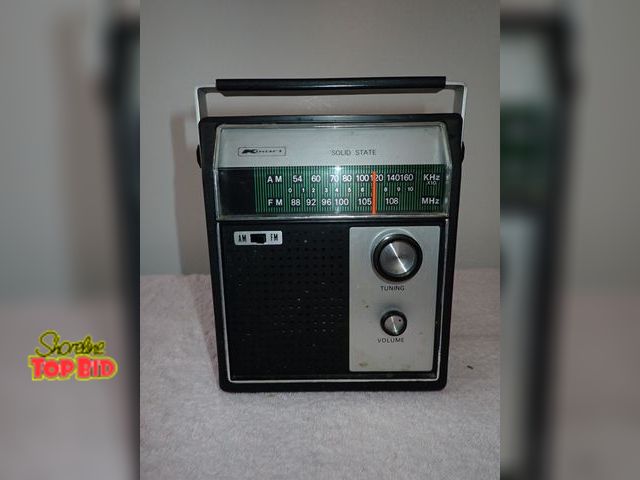 Lot 59-43559 - Vintage KMart Solid State Radio - Tested, Working