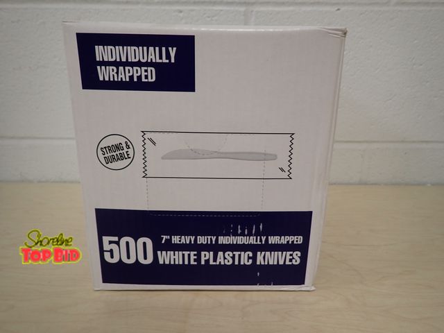 Lot 59-45004 - 7" Heavy Duty White Plastic Knives. 500 Count