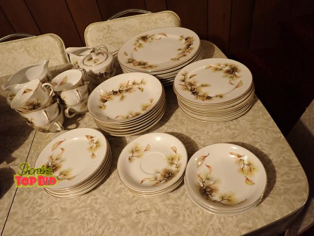 Lot 59-43376 - Mid-Century 56-pc. K Voto China Pines, Made in Japan