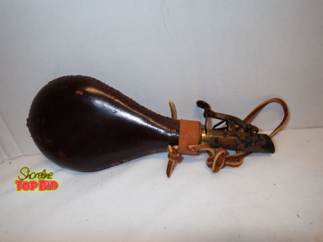 Lot 59-10410 - 1857-1865 Civil War Leather Gun Powder Flask