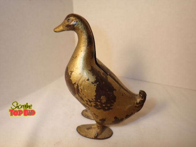 Lot 59-21263 - Antique Cast Iron Duck or Goose Still Bank by A.C. Williams, 5" tall. Est. Value $60 to $100
