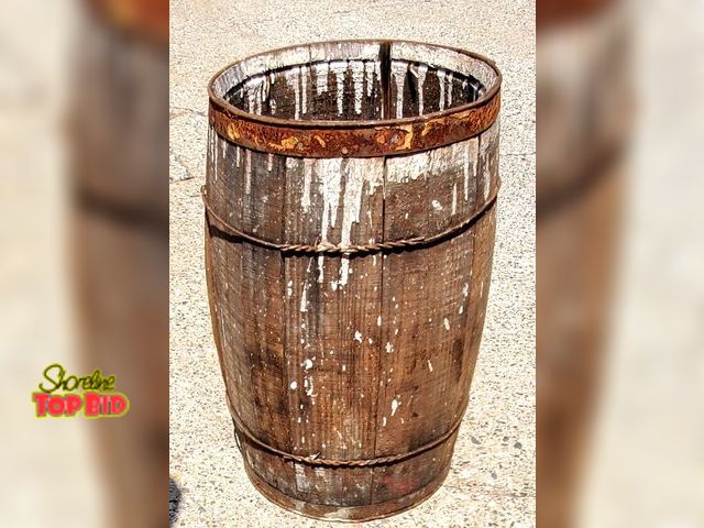 Lot 59-43627 - Small Barrel