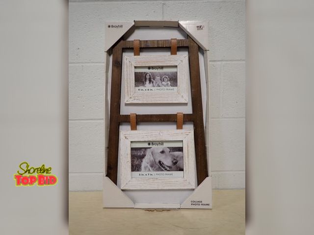 Lot 59-33189 - Broyhill Rustic Farmhouse Wooden Ladder Collage Photo Frame