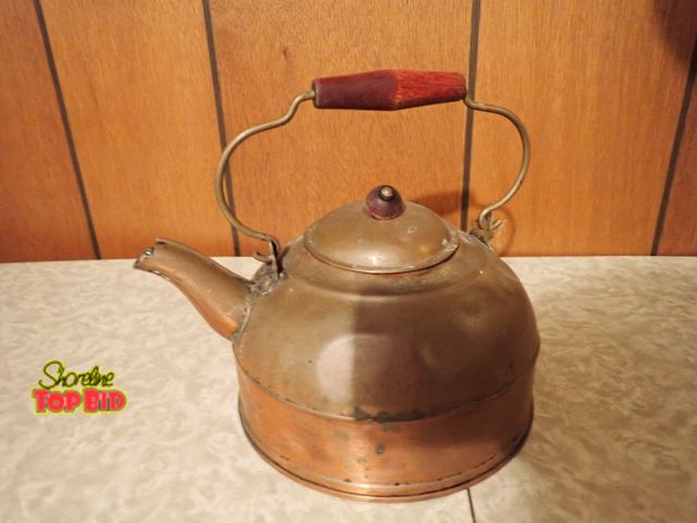 Lot 59-43333 - Mid-Century 2-qt Solid Copper Teapot with Handle
